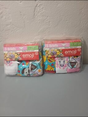 Emoji Girls' Cotton Brief Underwear (2)